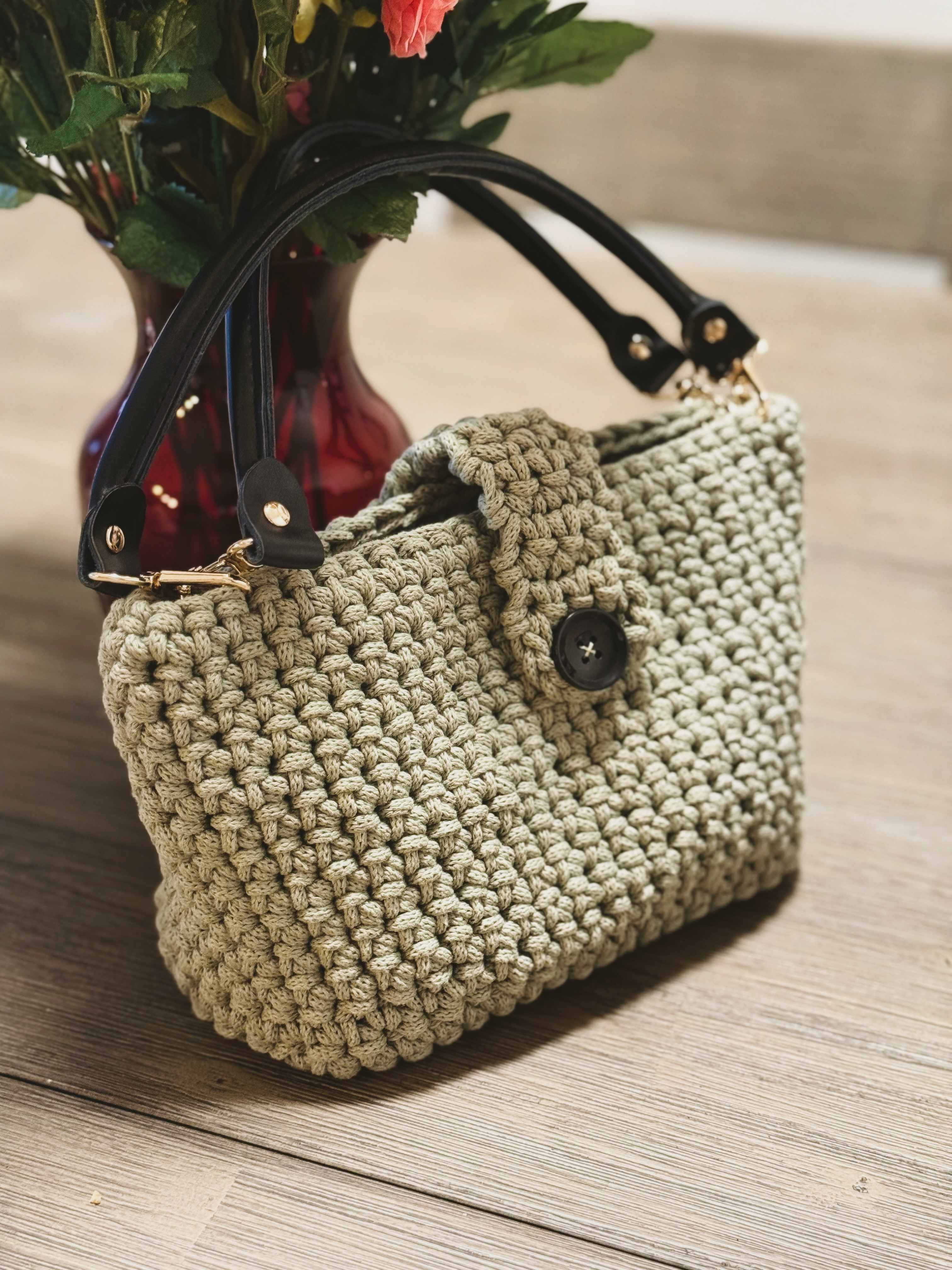 Handmade crochet shoulder bag - Olive
